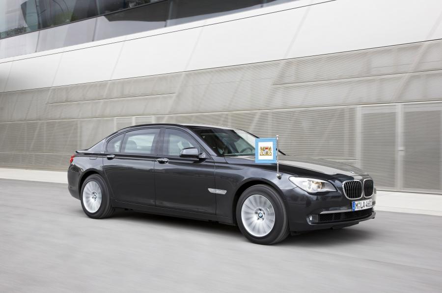  BMW 7-Series High Security 2009 года  (фото 36 из 44)